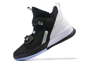 詹姆斯士兵13首发配色谍照曝光 Lebron Soldier XIII发售信息