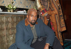 侃爷上脚Yeezy“Scuba” 椰子Scuba谍照曝光