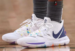 欧文上脚Kyrie 5 “笑脸”和Kyrie 5 “马卡龙” 欧文6什么时候能发售