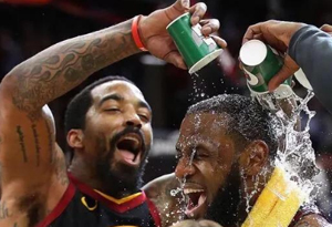 NBA季后赛2-2为什么叫天王山之战 nab天王山之战什么意思