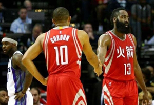 nba火箭队球衣有中文汉字怎么回事 nba为什么有中文火箭