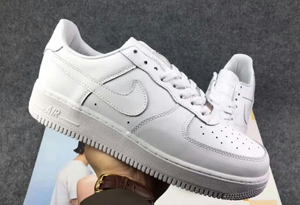 空军一号男款和女款的区别 NIKE AF1男款女生可以穿吗
