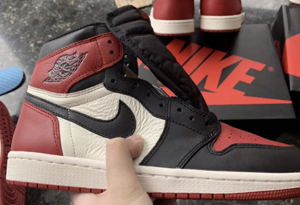 aj1鞋面是硬的软的 aj1鞋面是不是普遍容易开裂