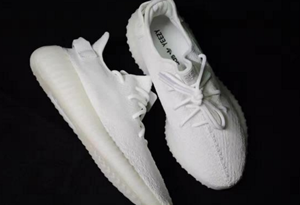 Yeezy 350 Boost V2纯白真假鉴定技巧 如何判断纯白椰子是不是正品