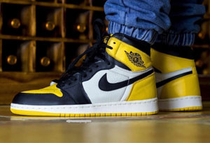 AJ1黑黄脚趾2019怎么搭配衣服 AJ1黑黄脚趾上脚街拍示范推荐