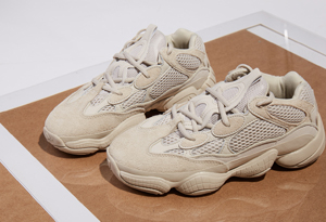 椰子500真假对比 YEEZY 500怎么鉴定真假