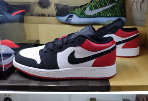 AJ1 low黑脚趾开箱测评 AJ1低帮黑脚趾值得买吗