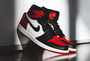 AJ1黑红脚趾怎么鉴定 AJ1“Bred Toe”真假对比图
