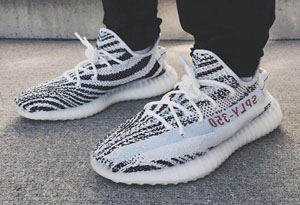 椰子350v2鞋底会穿破吗 Yeezy 350 V2鞋底破了怎么办