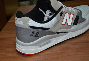新百伦530如何分辨真伪 New Balance 530真伪分辨技巧